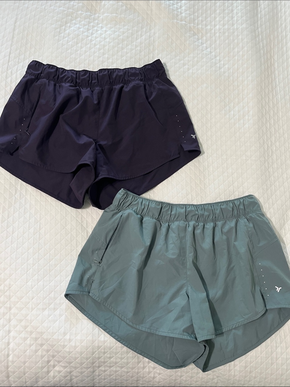 Set of 2 Old Navy Active Shorts Size Small